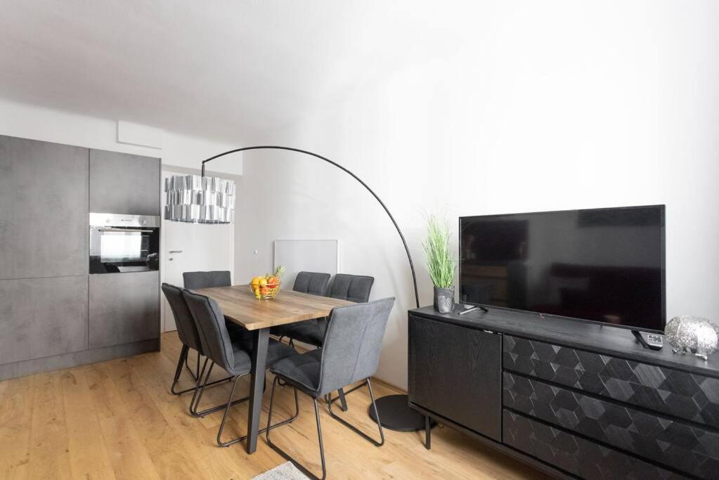 New Shalalaliving Vienna - Lovely Family Home Near Schoenbrunn - Pg Bagian luar foto